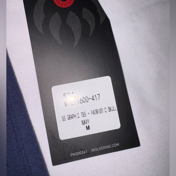 Wolverine NWT Men’s Size M Navy Blue & Yellow Patriotic Skull Short Sleeve Shirt - Picture 5 of 6